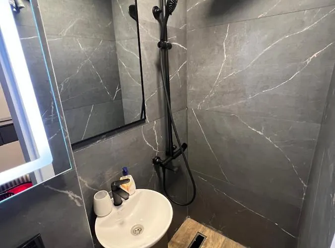 Апартаменти The Pearl - In The Heart Of